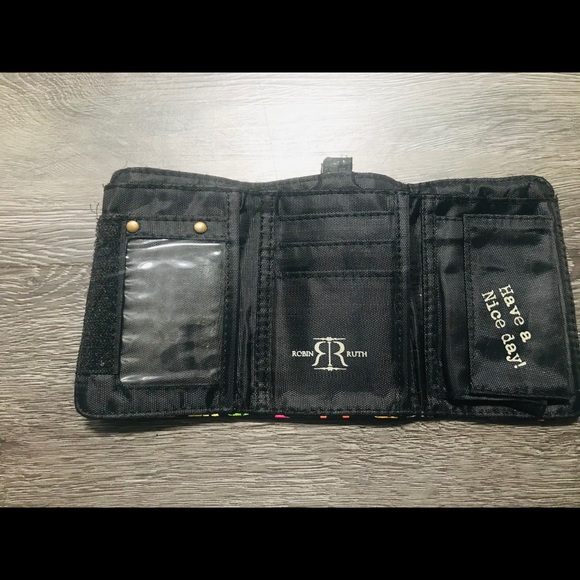 ROBIN RUTH GRAFFITI WALLET - Picture 3 of 3